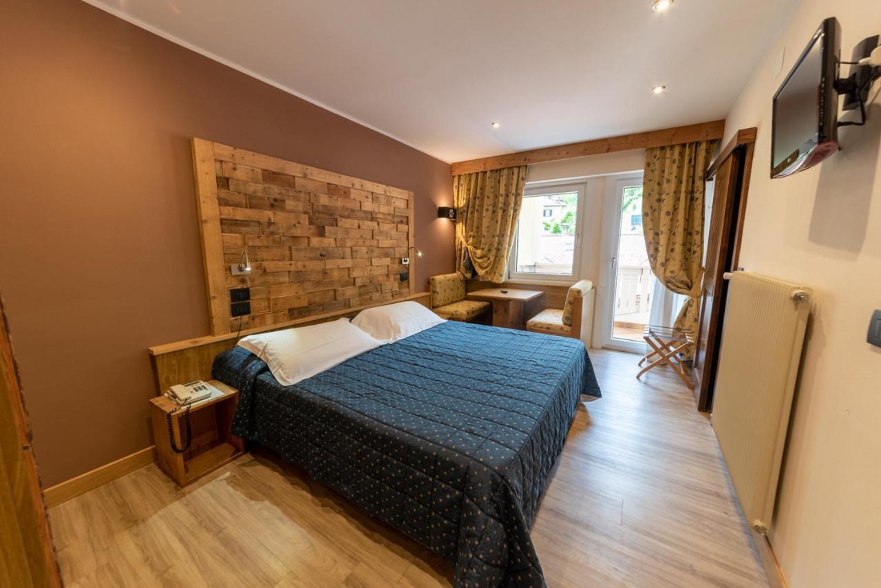 Hotel Pangrazzi Фучино Экстерьер фото