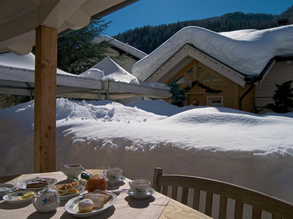 Hotel Pangrazzi Фучино Экстерьер фото