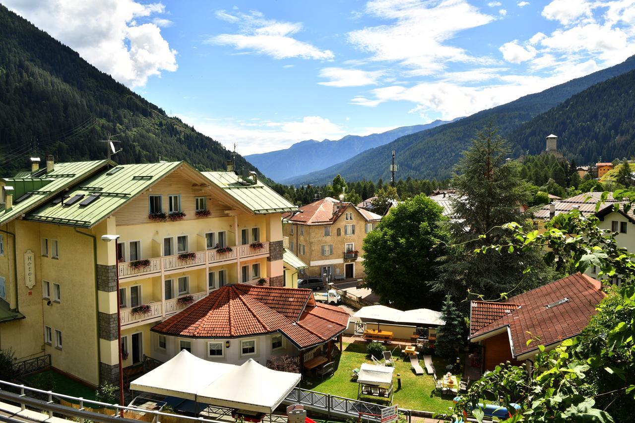 Hotel Pangrazzi Фучино Экстерьер фото